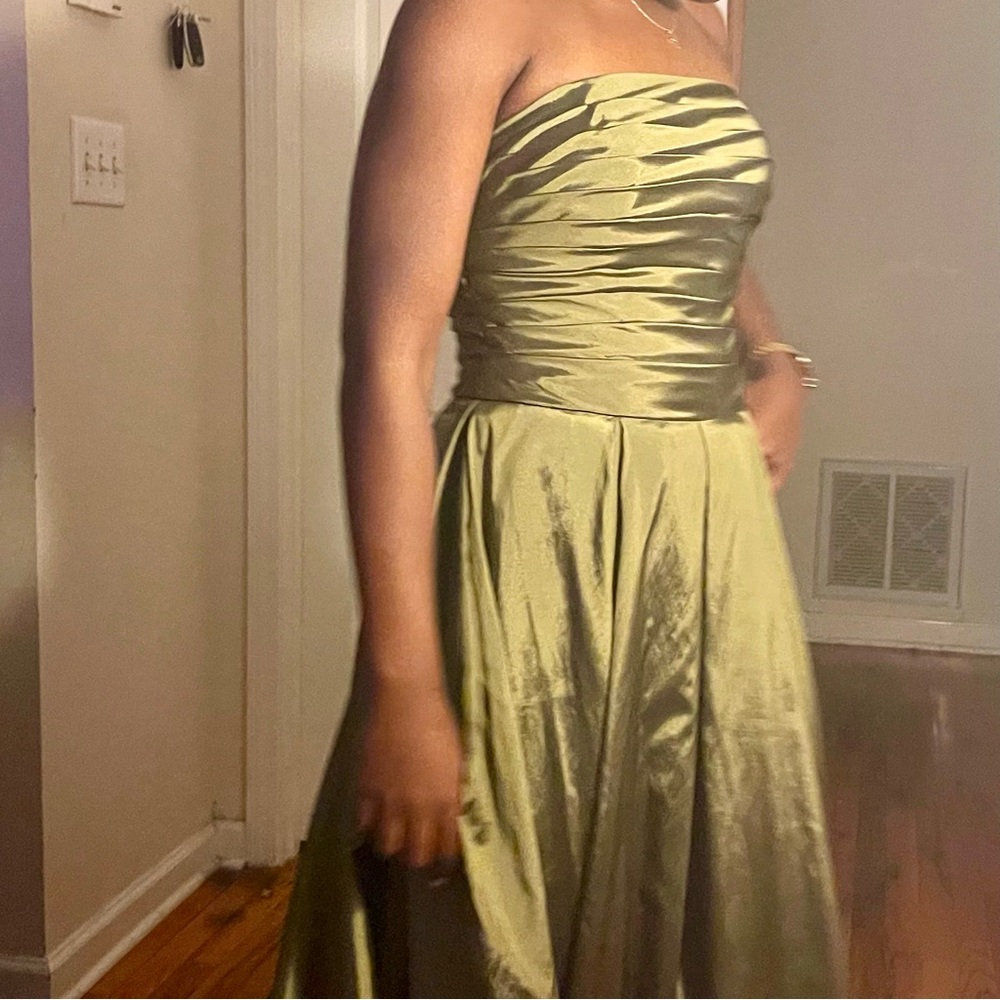 Stace’s prom dress